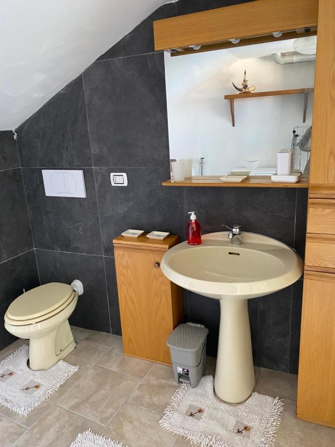 勒泽诺Gere House公寓 外观 照片