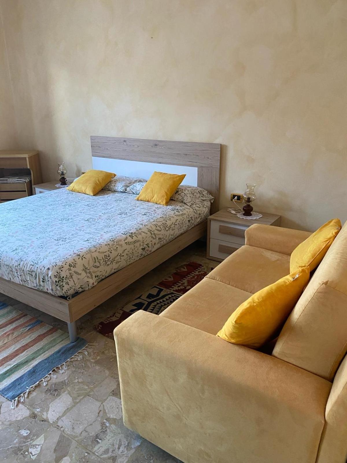 勒泽诺Gere House公寓 外观 照片