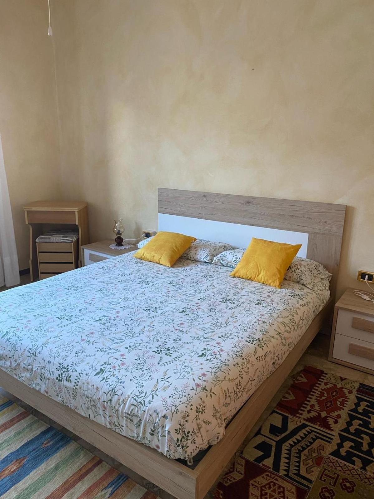 勒泽诺Gere House公寓 外观 照片